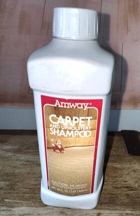 E-822 Amway Vintage New Old Stock 1990 Carpet And Upholstery Shampoo 32 Fl. Oz