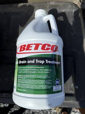 B06950412 Betco Drain And Trap Treatment 1 Gallon