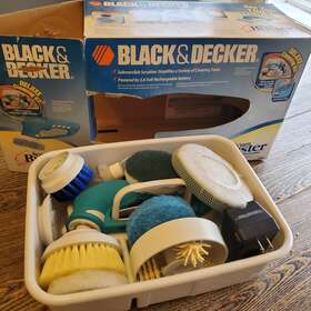 S500 Black Decker 028877358123 Scumbuster Cordless Power Scrubber Deluxe Cleaning Kit