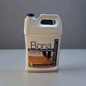47323 Bona Concentrate Hardwood Cleaner Makes 32 Bottles 128 Fl. Oz