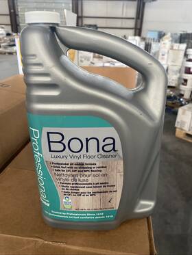 Bona 737025015725 128 Fl Oz Professional Cleaner For Luxury Vinyl Lvt Lvp Wpc Floors Ph Neutral