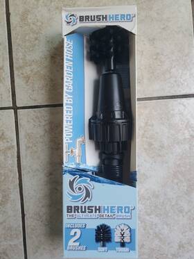 Bh1001 Brush Hero Starter Set Multi-purpose Nozzle And Hose Attachment - Black