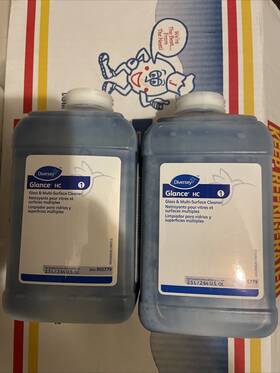 905779 Diversey 2 Glance Hc Glass And Muti- Surface Cleaner 2.5l Case Of Sku