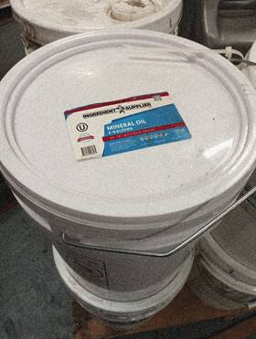 Sen-1450-5 Ingredients Supplier Mineral Oil 70 Food Grade - 5 Gallon Pail