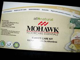 Mohawk 091965138501 Floorcare Essential Carpet Care Kit Stain Remover New In Box