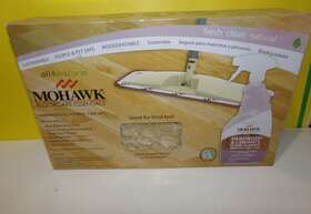 Cz010 Mohawk New Floorcare Essentials Hardwood And Laminate Floor Care Kit