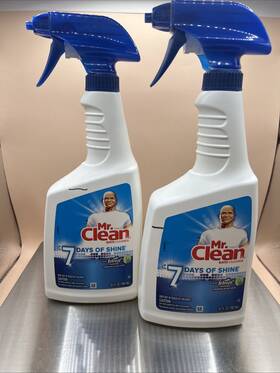 Mr. Clean 037000824718 Bath Cleaner With Febreeze Meadows And Rain 26oz 7 Days Of Shine