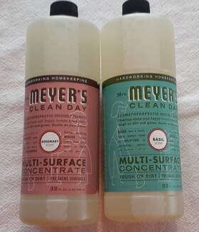 321615 Mrs. Meyers Clean Day Multi Surface Cleaner Pack Of 2 32 Fl Oz Basil Rosemary