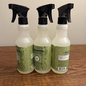 341813 Mrs. Meyers Clean Day Iowa Pine Multi-surface Cleaner Spray Pack Of 3 16 Fl Oz Each