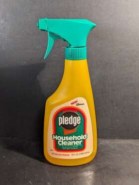 Pledge 046500004315 Household Wood Cleaner Spray Vtg 90s 1991 Movie Tv Show Prop Nice Label