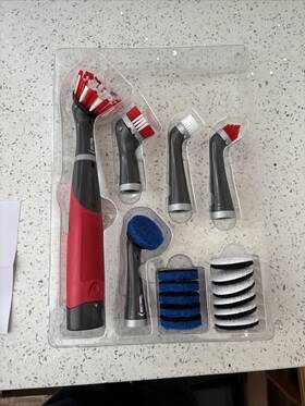 87486191 Rubbermaid Power Scrubber 17 Piece Kit Cordless Electric Battery Powered Scrub