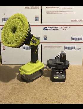 P4510 Ryobi 18-volt One Cordless Power Scrubber Kit