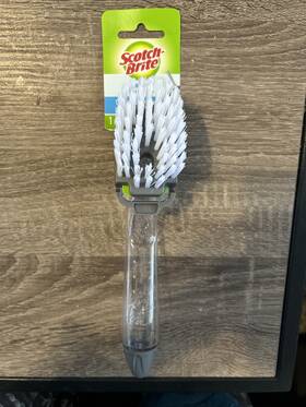 750-4 Scotch-brite Soap Dispensing Dish Brush 1