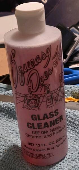 Squeasy Does It 041053000111 Glass Cleaner For Chrome Formica 12 Fl Oz