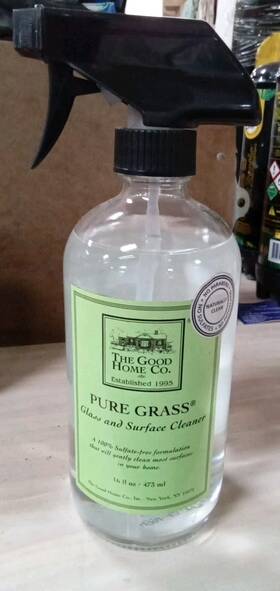 1124 The Good Home Co 688713001738 Co. Pure Grass Scent Glass Cleaner Spray 16oz Yb
