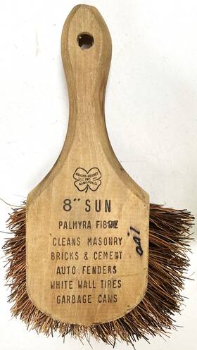 8-sun Wright-bernet Inc. Hamilton O. Palmyra Fibre 8 Inch Sun Cleaning Brush