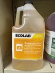 Ecolab 6119513 Cutter Plus Heavy Duty Degreaser. Gal. Fixed Price $29.99.