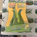 Scrub Daddy Vase & Valet Storage Daisy Dishwand System/ Damaged Packaging. Fixed Price $25.00.