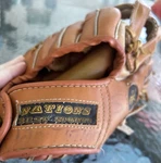 Mizuno Nations Best Pro Design Model GT60 Baseball Glove 11.5" Rht Big Play. Fixed Price $35.00.