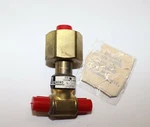 New Beech Series Oxygen Connector By Zep, Pn 18-300009-21. Fixed Price $6.50.
