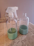 Grove Collaborative 16OZ Glass Spray Bottle With Aqua Silicone Sleeve New Extra. Fixed Price $21.00.